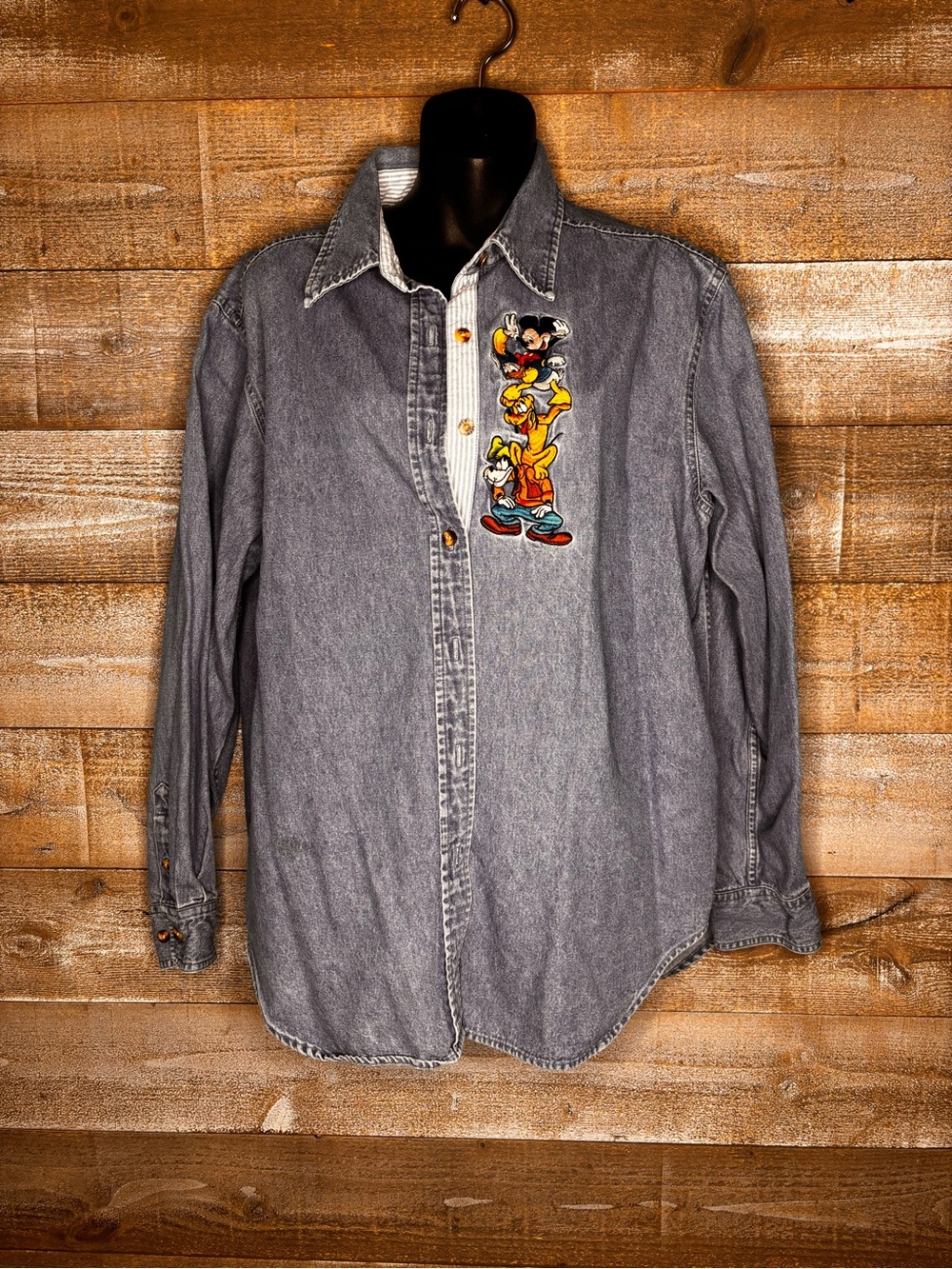 Disney cotton vintage 90s Denim Mickey & Friends Embroidered button down top
